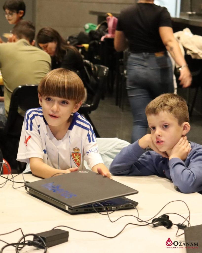 Rastrillo Aragón jueves 30 (2)